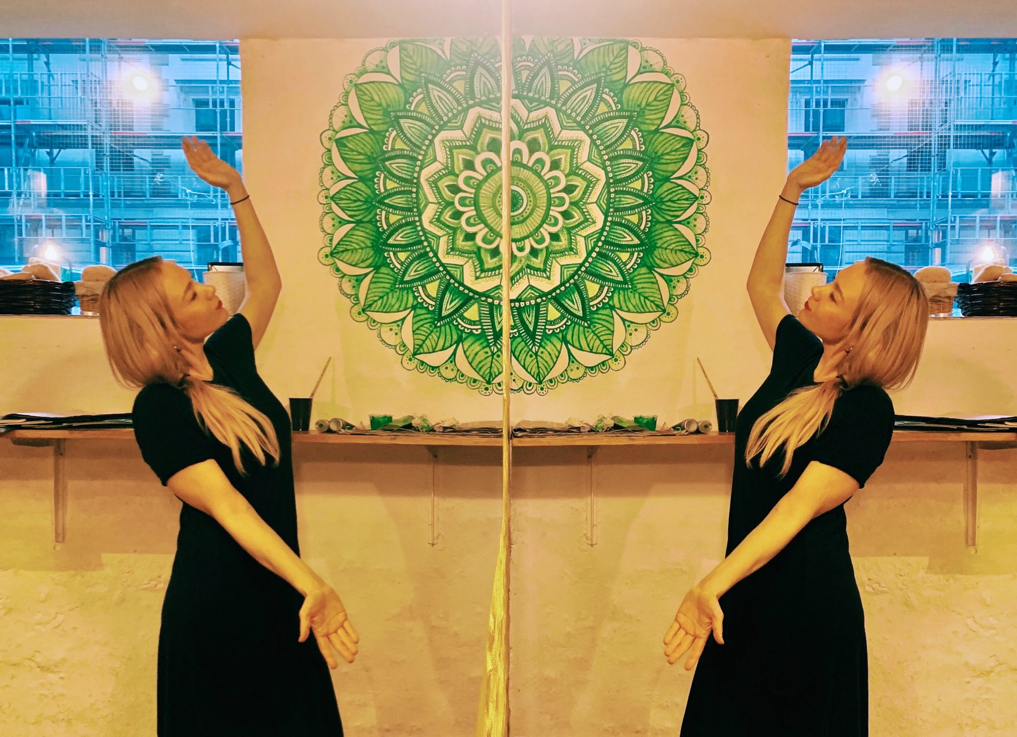 Large green leaf mandala